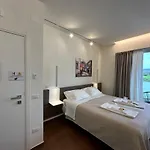 Eich Business 招待所